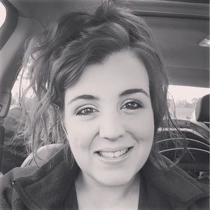 Meet your Posher, Ariana